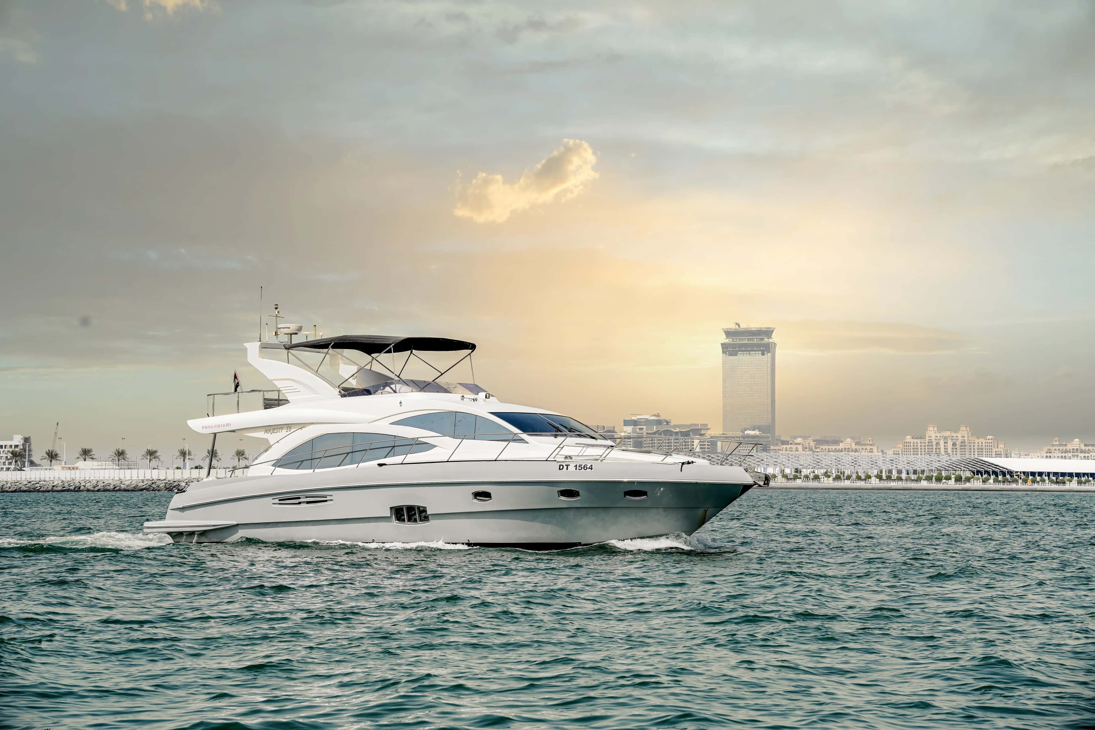 YACHT GALLERY