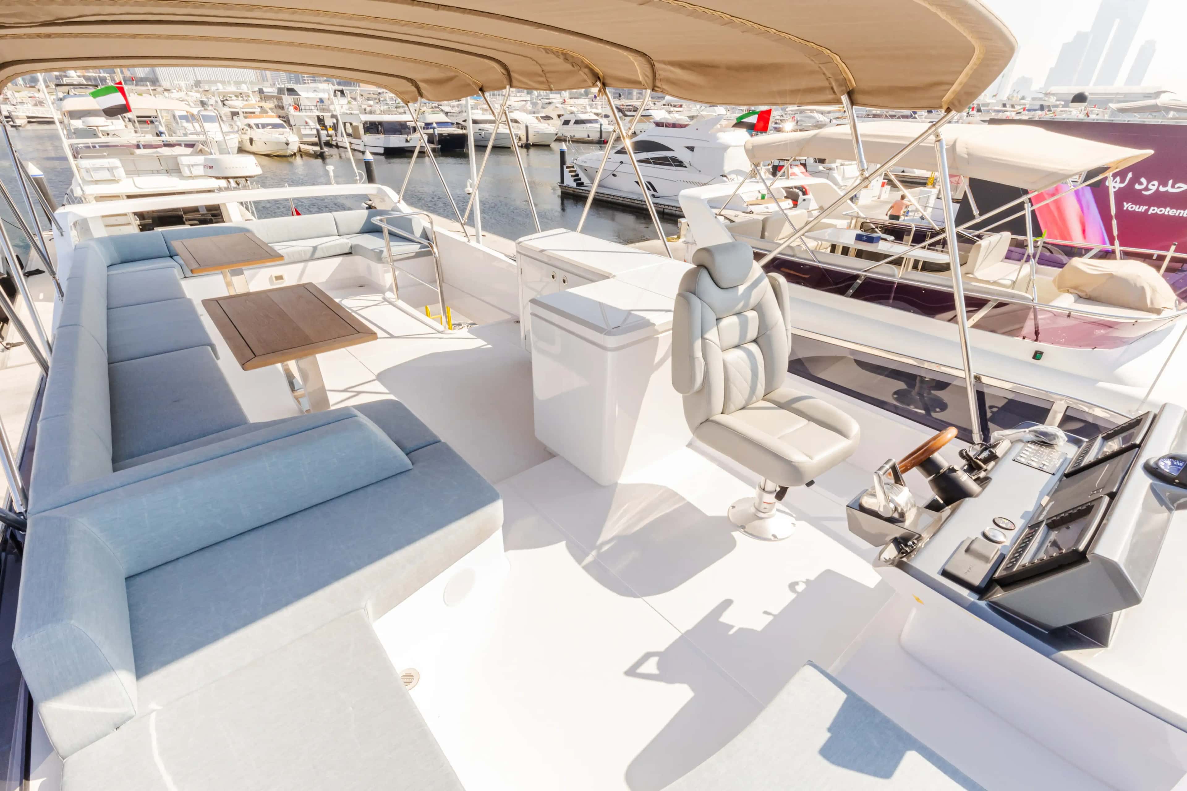 YACHT GALLERY