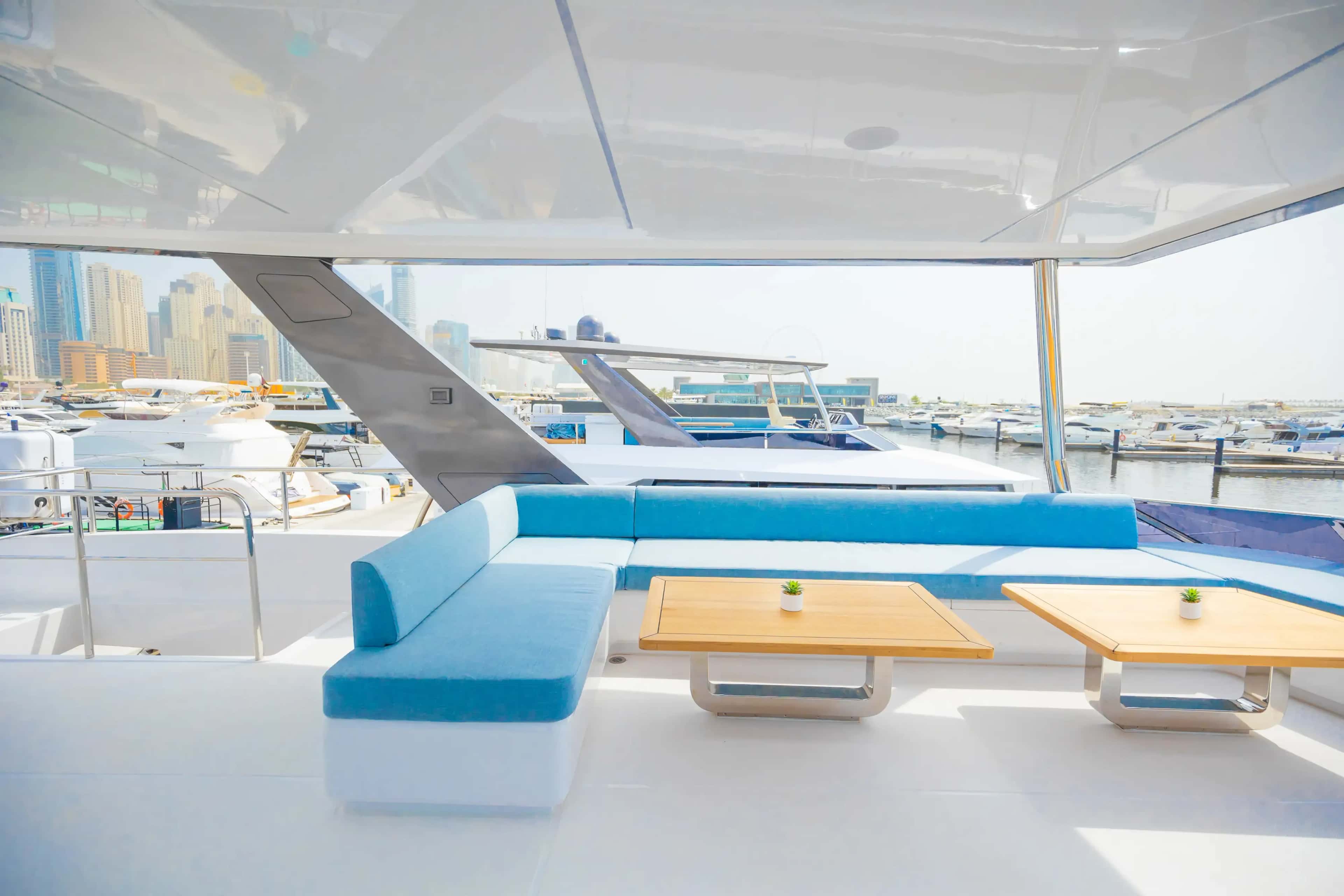YACHT GALLERY