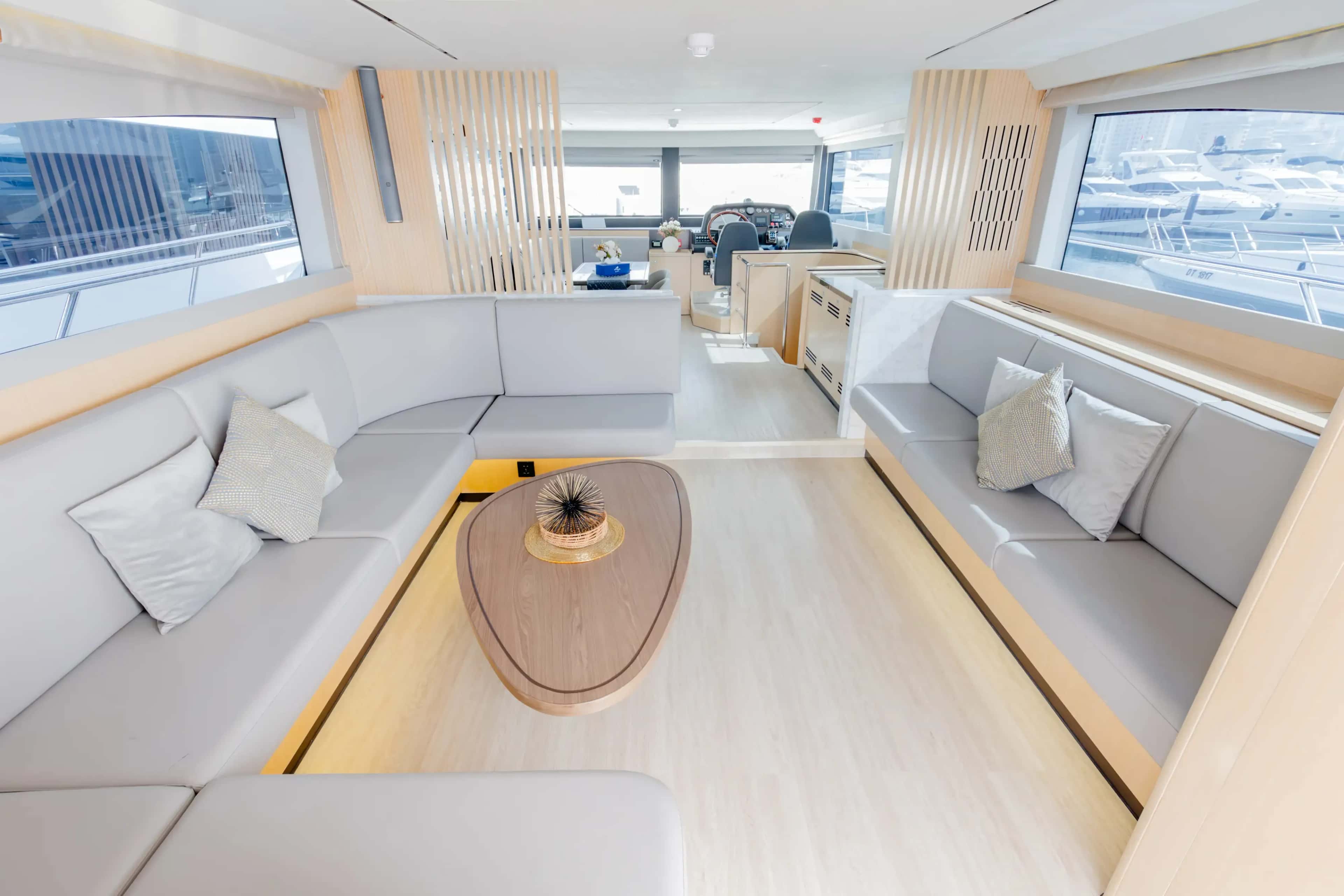 YACHT GALLERY