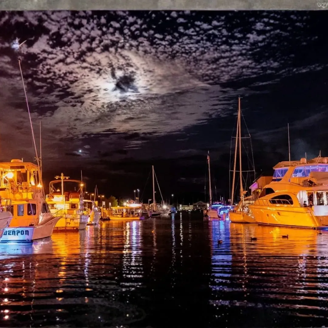 Overnight Escape on a private yacht in Dubai